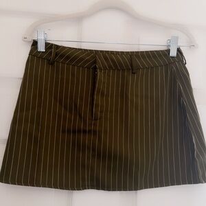 Stylish Olive Pinstripe Mini Skirt